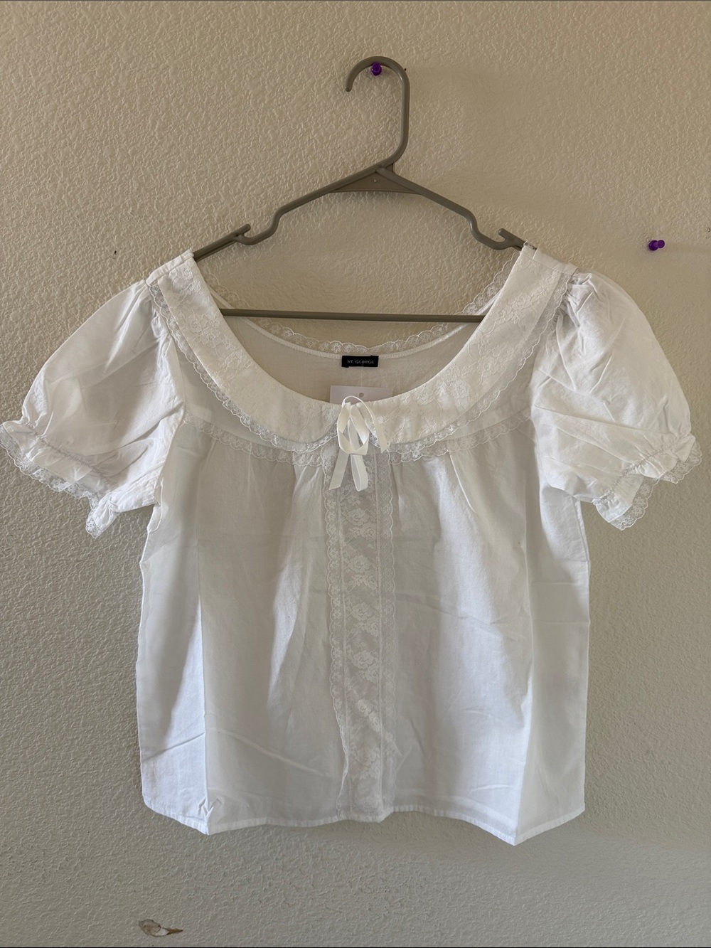 Brandy melville ( St George)white lace button down blouse